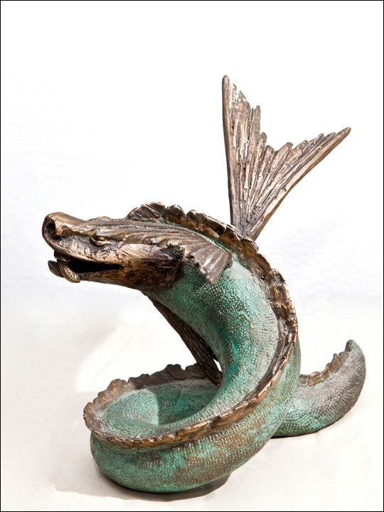 Esculturas decorativas. Dragón marino.
