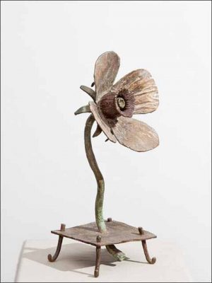 Esculturas en bronce - Flores de bronce -Flor sobre bastoncillos