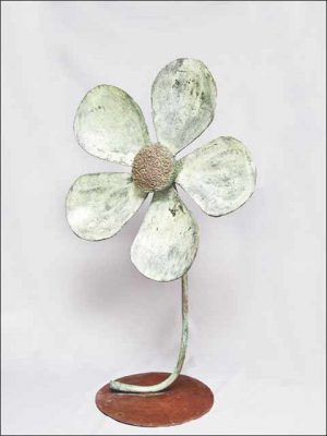 Figuras decorativas modernas. Margarita de bronce.